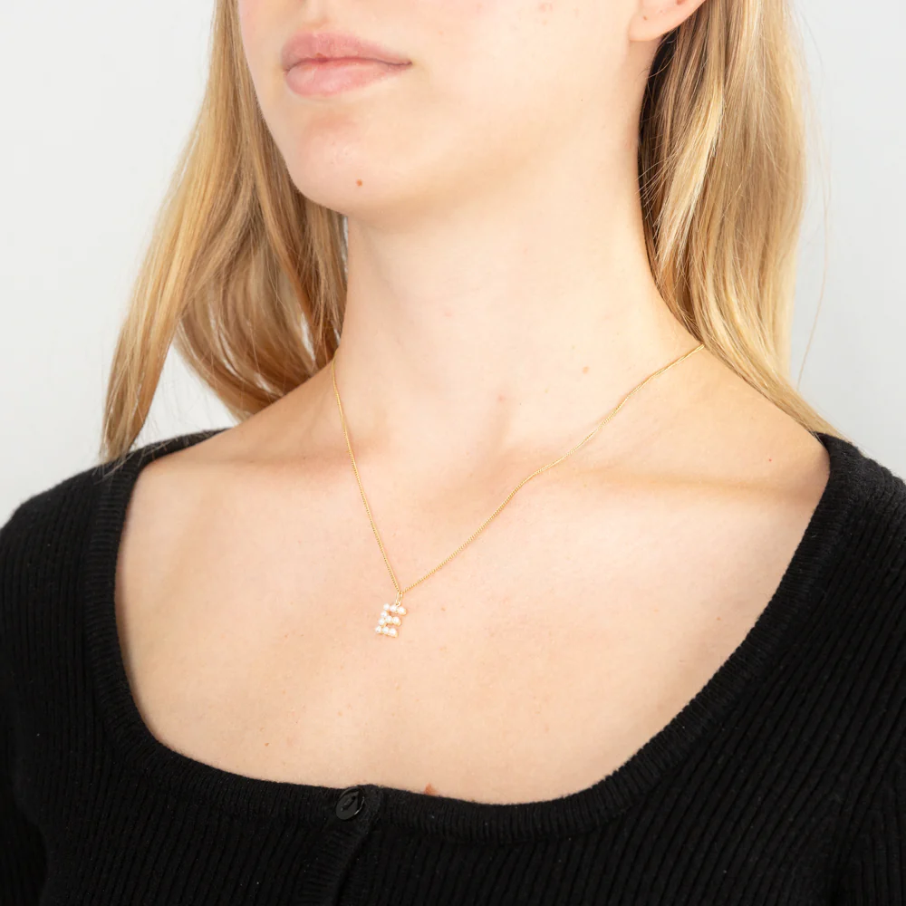9ct Yellow Gold Fresh Water Pearl Mini Initial "E" Pendant - Image 2