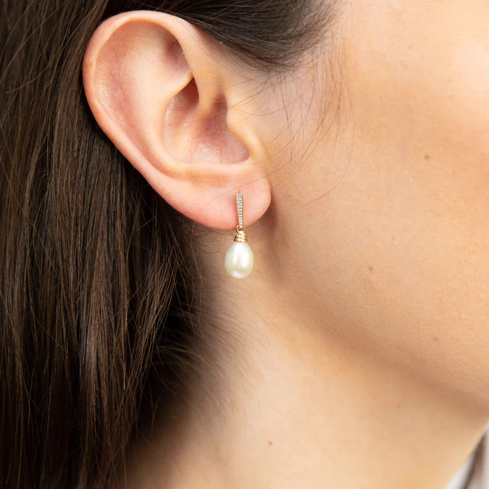 9ct Yellow Gold Freshwater Pearl Stud Earrings - Image 2