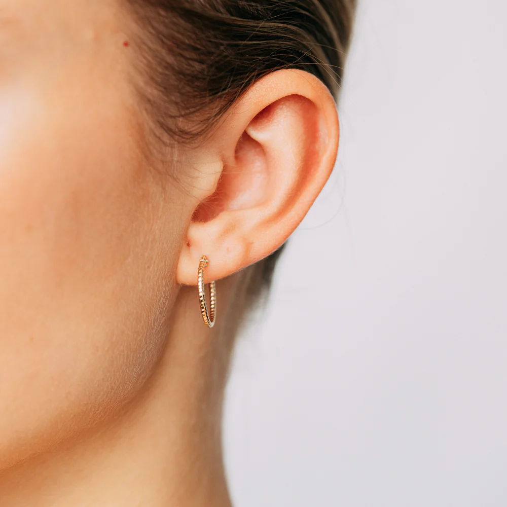 9ct Yellow Gold Grooved 15mm Hoop Earrings - Image 2