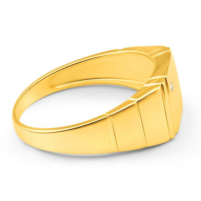9ct Yellow Gold Grooved Diamond Ring - Image 2