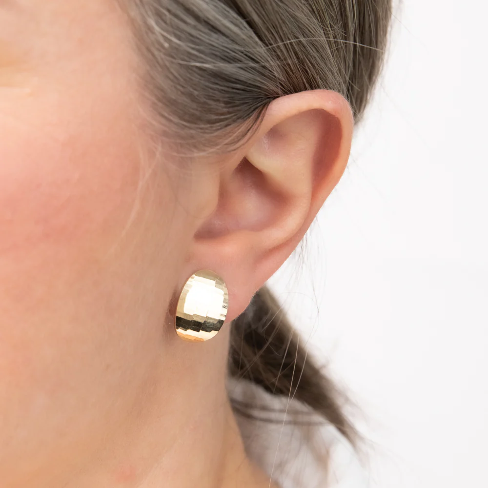 9ct Yellow Gold Hammered Hinged Stud Earrings - Image 2
