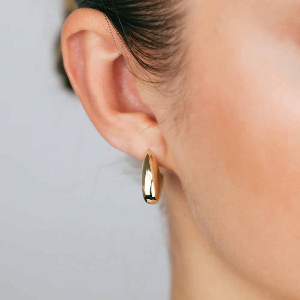 9ct Yellow Gold Heart Half Hoop Earrings - Image 2