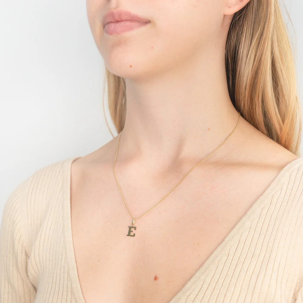 9ct Yellow Gold Initial "E" Pendant - Image 2