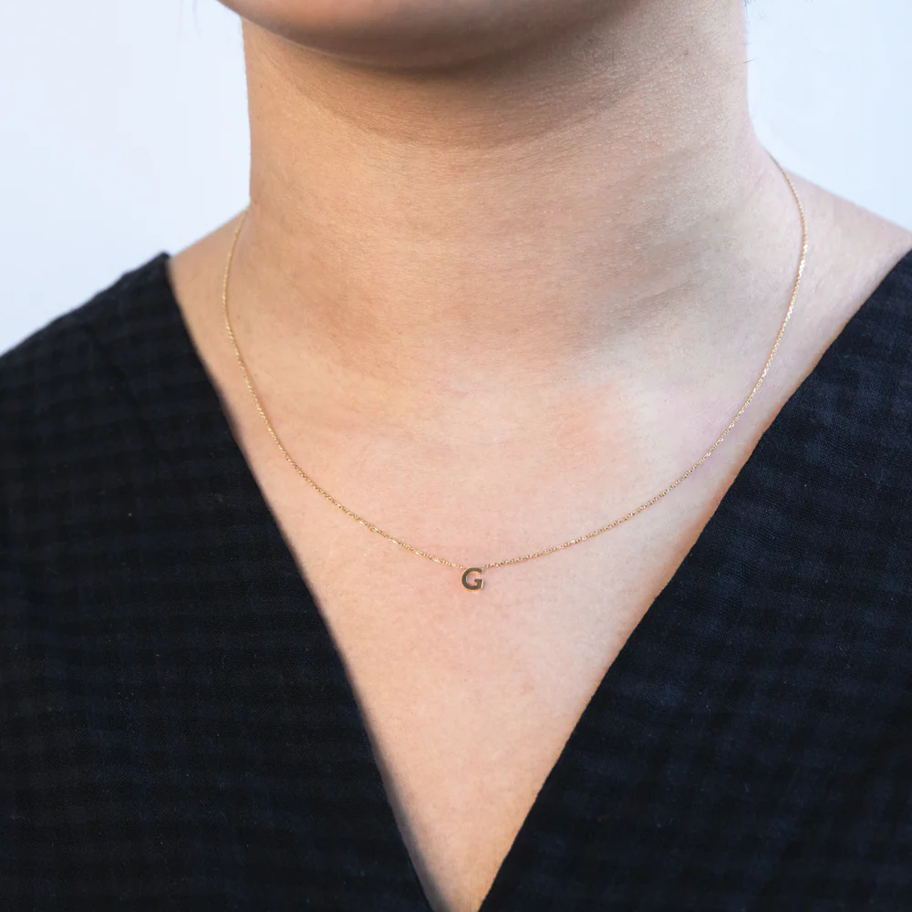 9ct Yellow Gold Initial "G" Pendant on 43cm Chain - Image 2