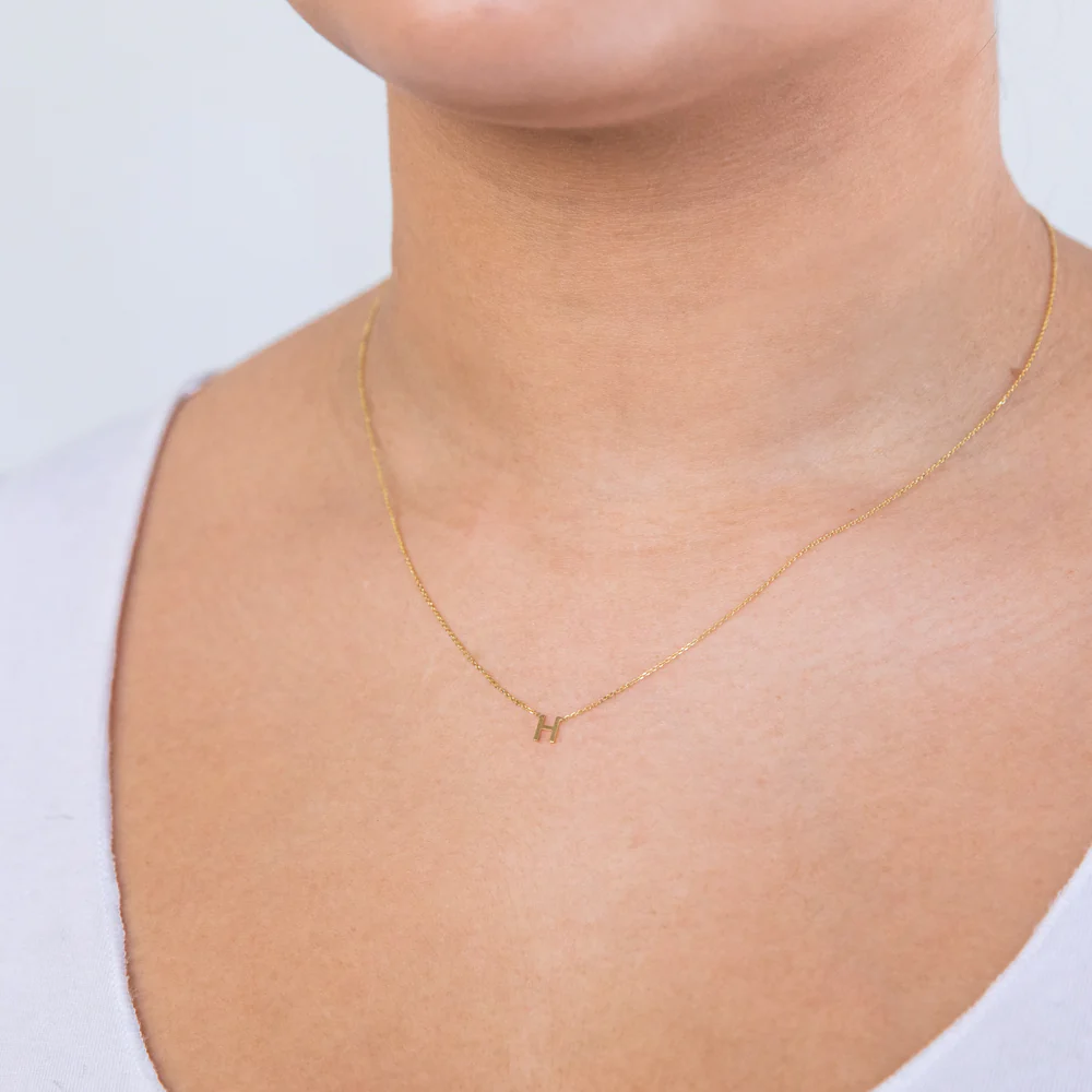 9ct Yellow Gold Initial "H" Pendant On 43cm Chain - Image 2