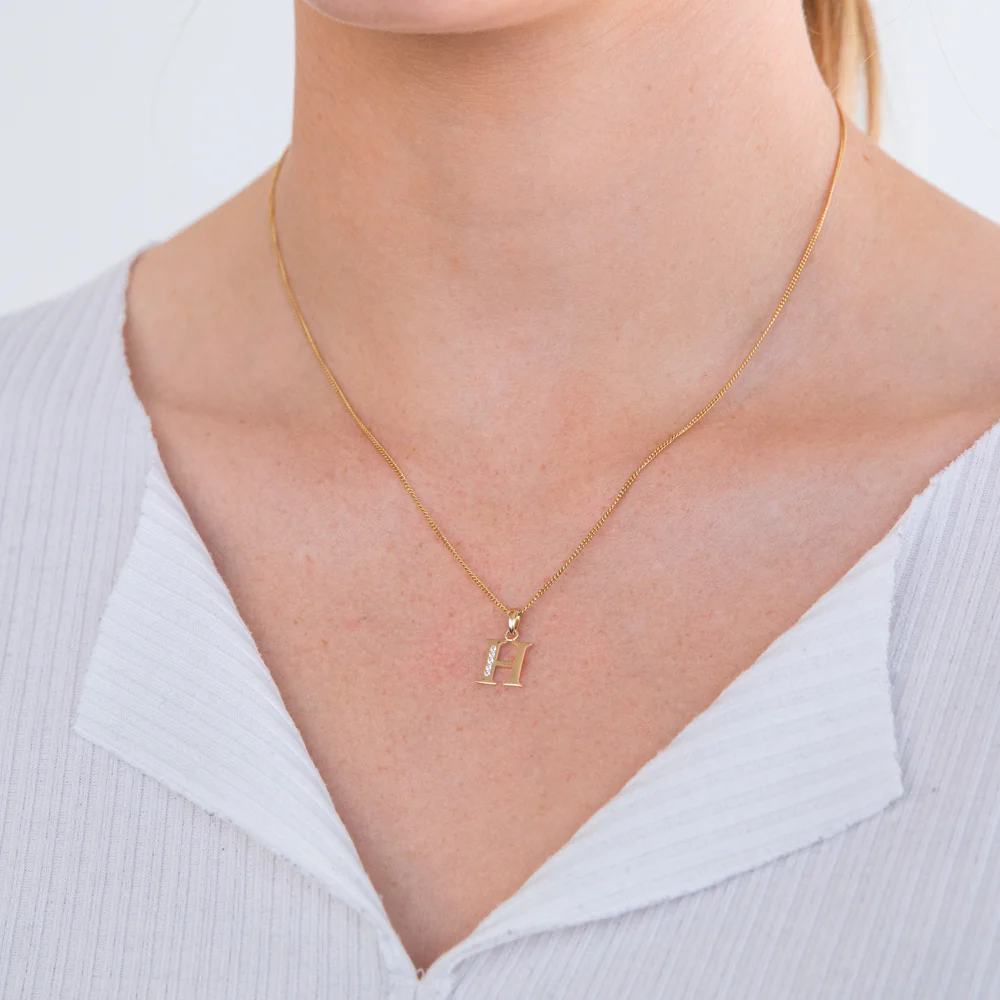 9ct Yellow Gold Initial H Zirconia Pendant - Image 2