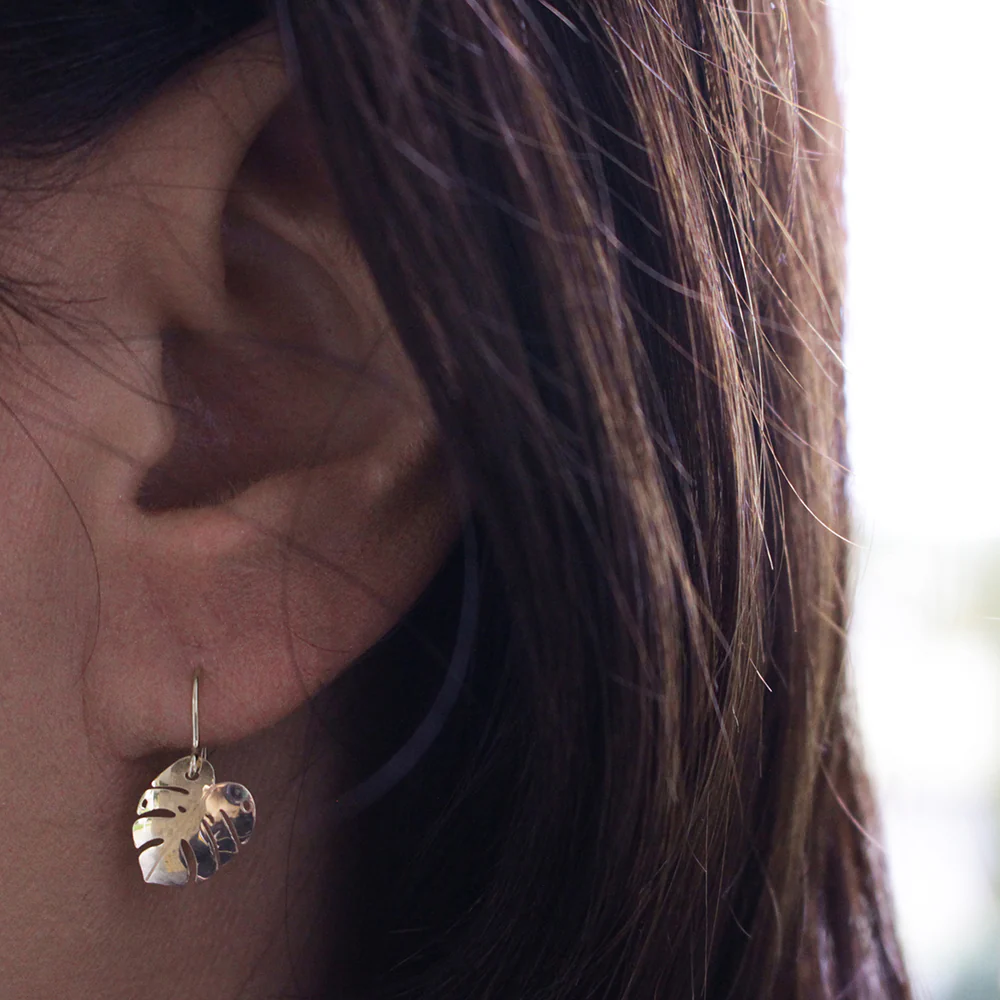 9ct Yellow Gold Leaf Drop Earrings - Image 2