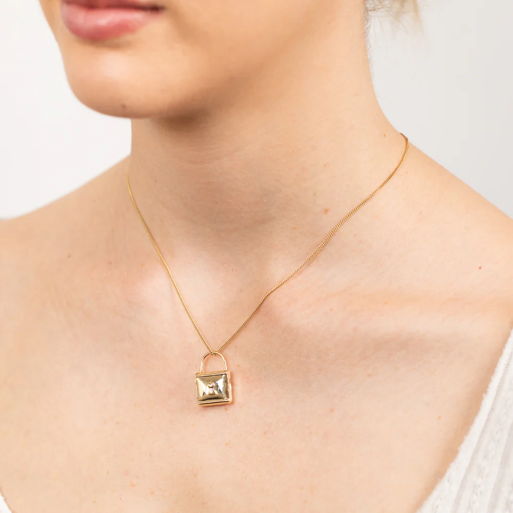 9ct Yellow Gold Lock And Key Locket Pendant - Image 4