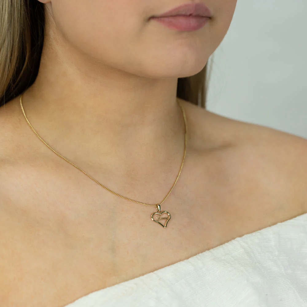 9ct Yellow Gold Love Heart Pendant - Image 2