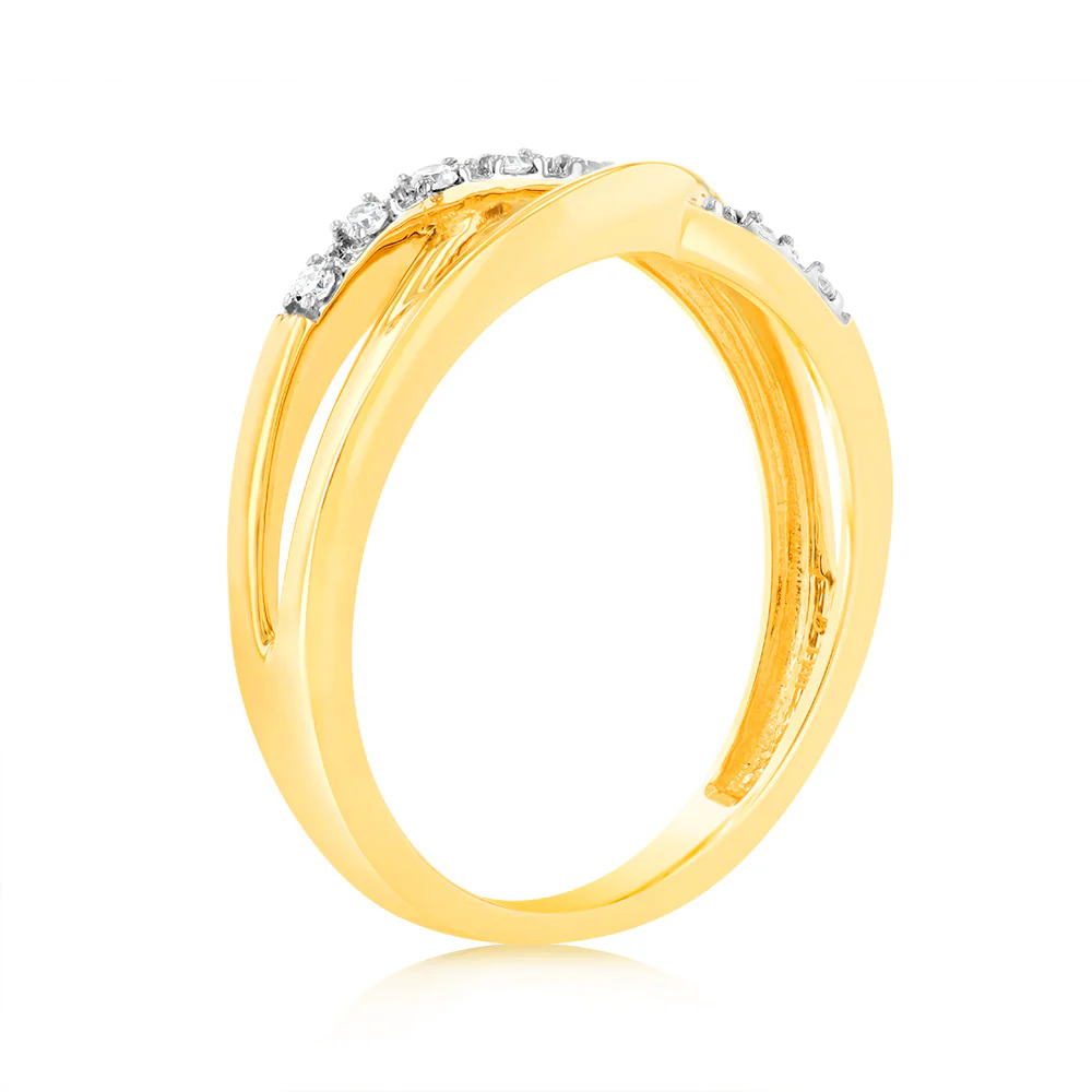 9ct Yellow Gold Luminesce Lab Grown Ring with 7 Diamonds - Image 3