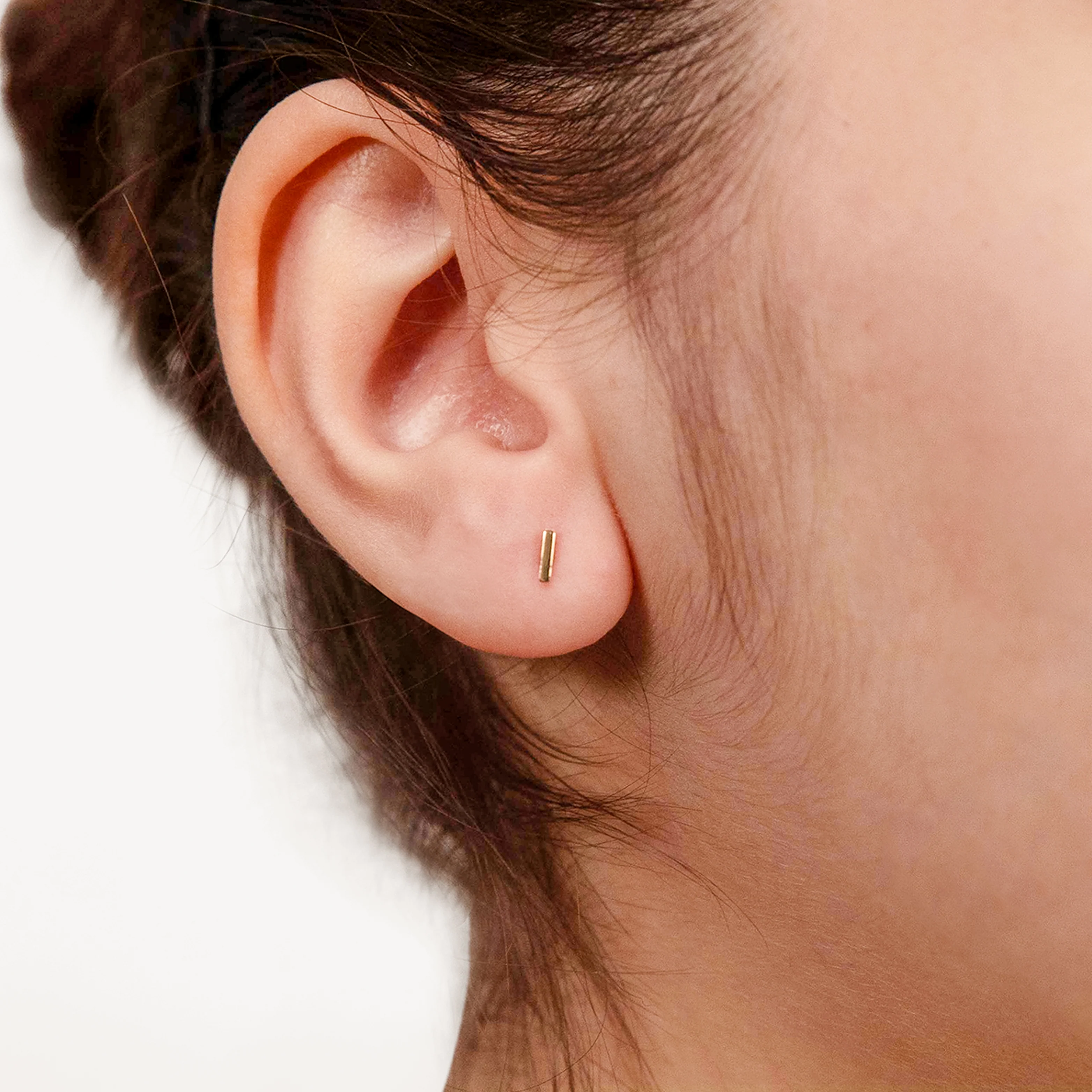 9ct Yellow Gold Mini Initial "I" Stud Earring - Image 2