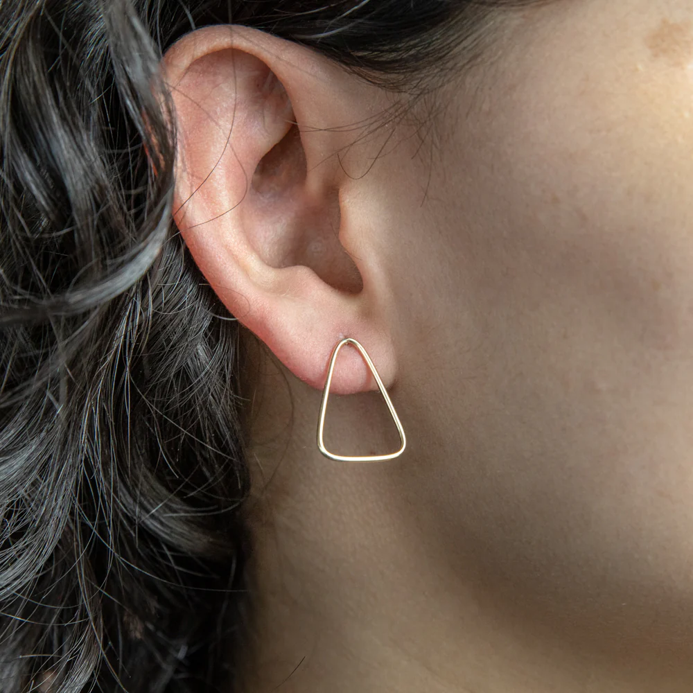 9ct Yellow Gold Open Triangle Stud Earring - Image 2