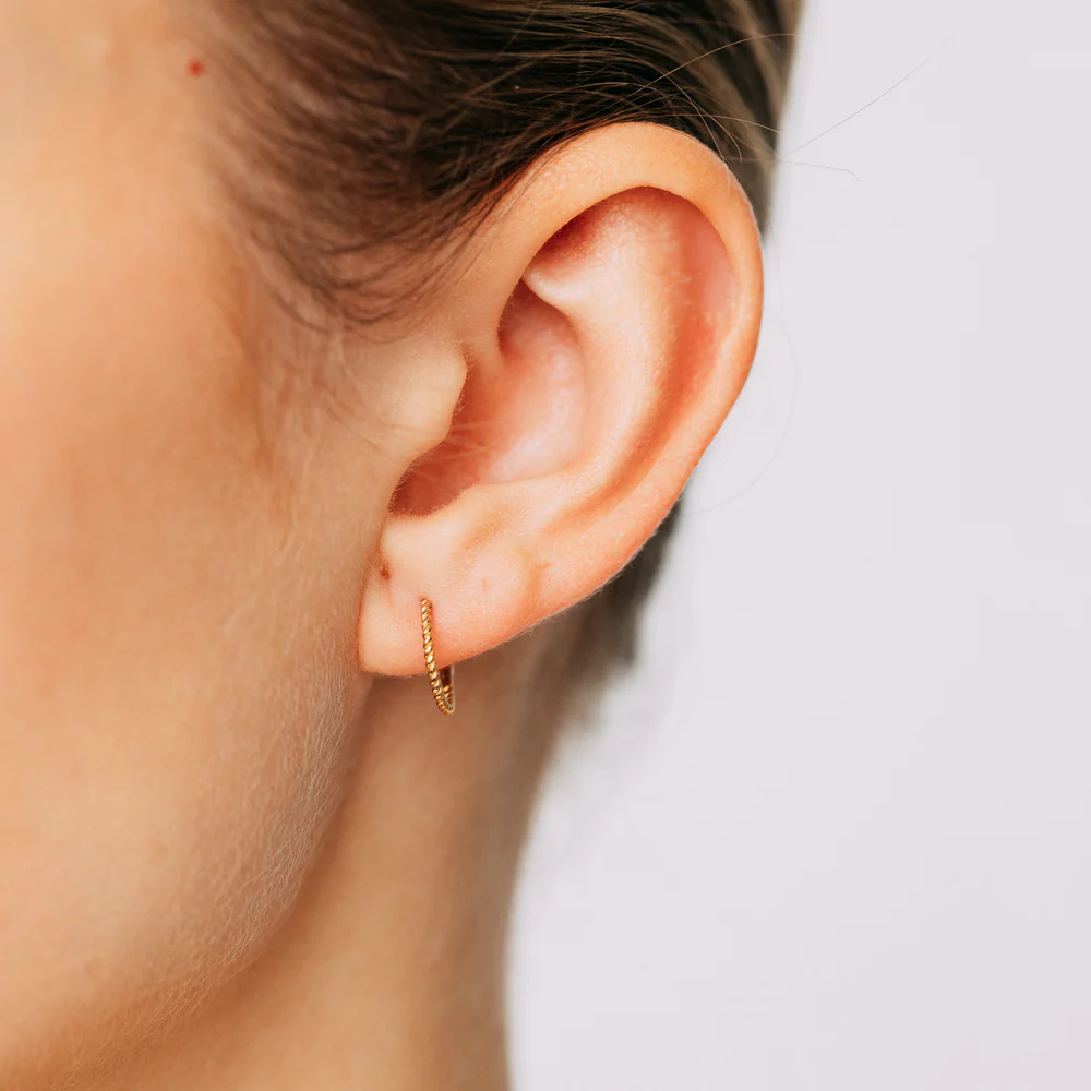 9ct Yellow Gold Patterned 10mm Sleeper Earrings - Image 2