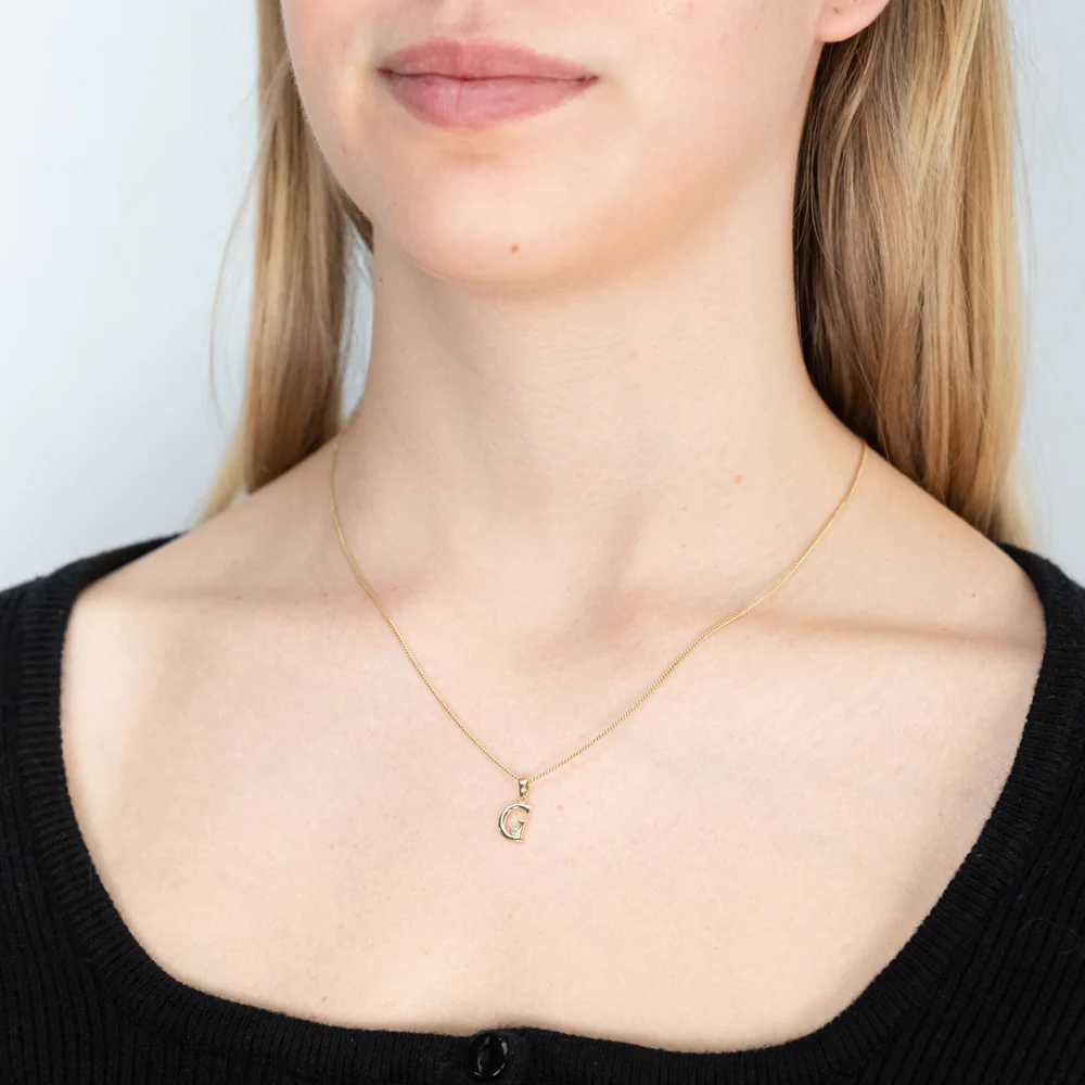 9ct Yellow Gold Pendant Initial G set with Diamond - Image 2