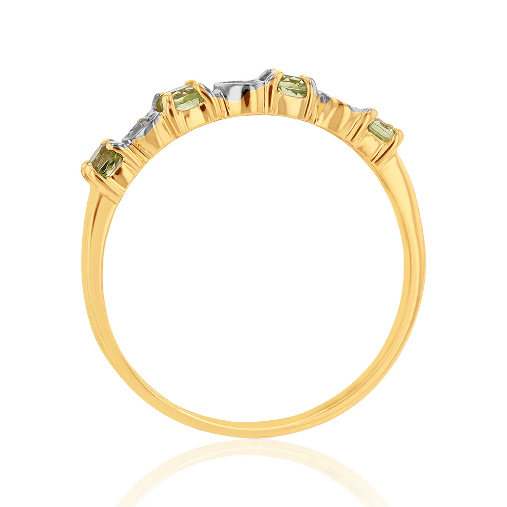 9ct Yellow Gold Peridot and Diamond Ring - Image 2