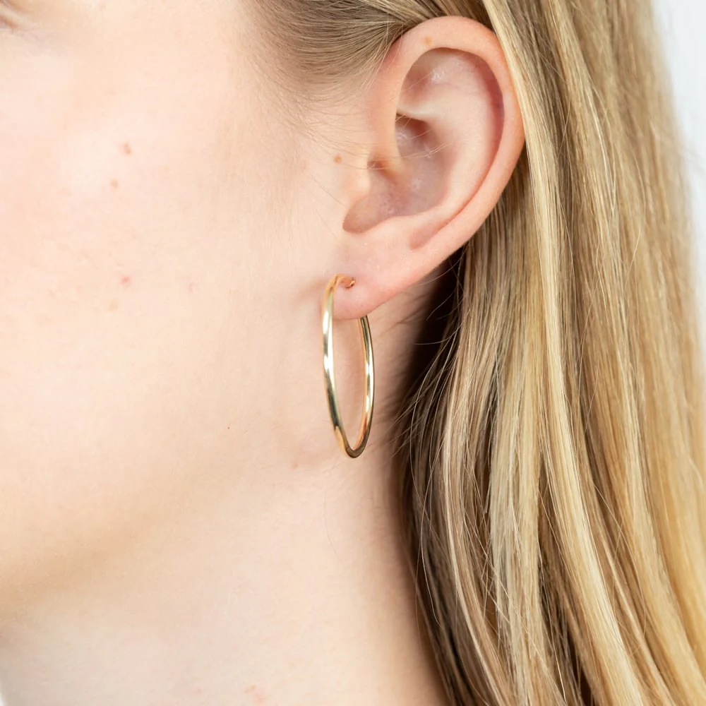 9ct Yellow Gold Plain 30mm Hoop Earring - Image 2