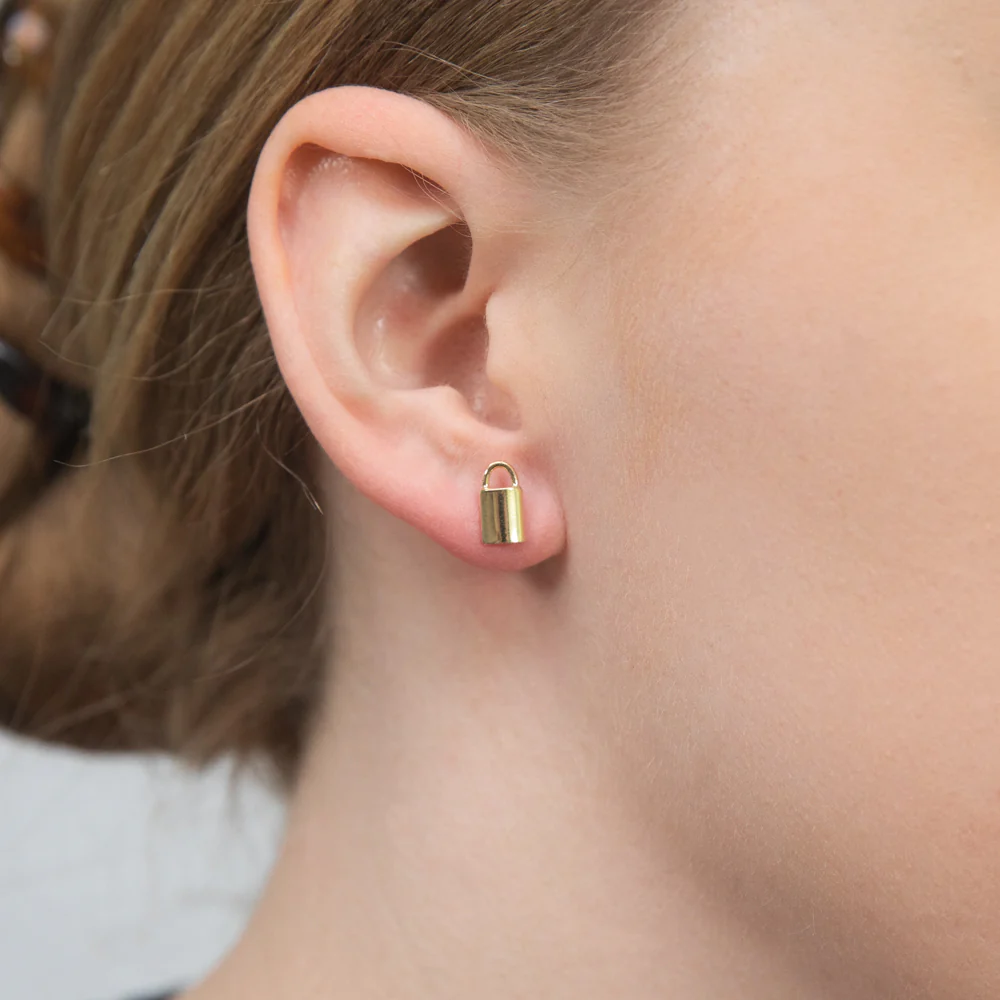 9ct Yellow Gold Plain Lock Stud Earrings - Image 2
