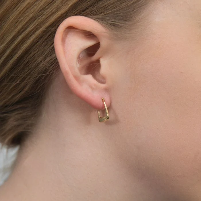 9ct Yellow Gold Ribbed Handbag Creole Earrings - Image 3