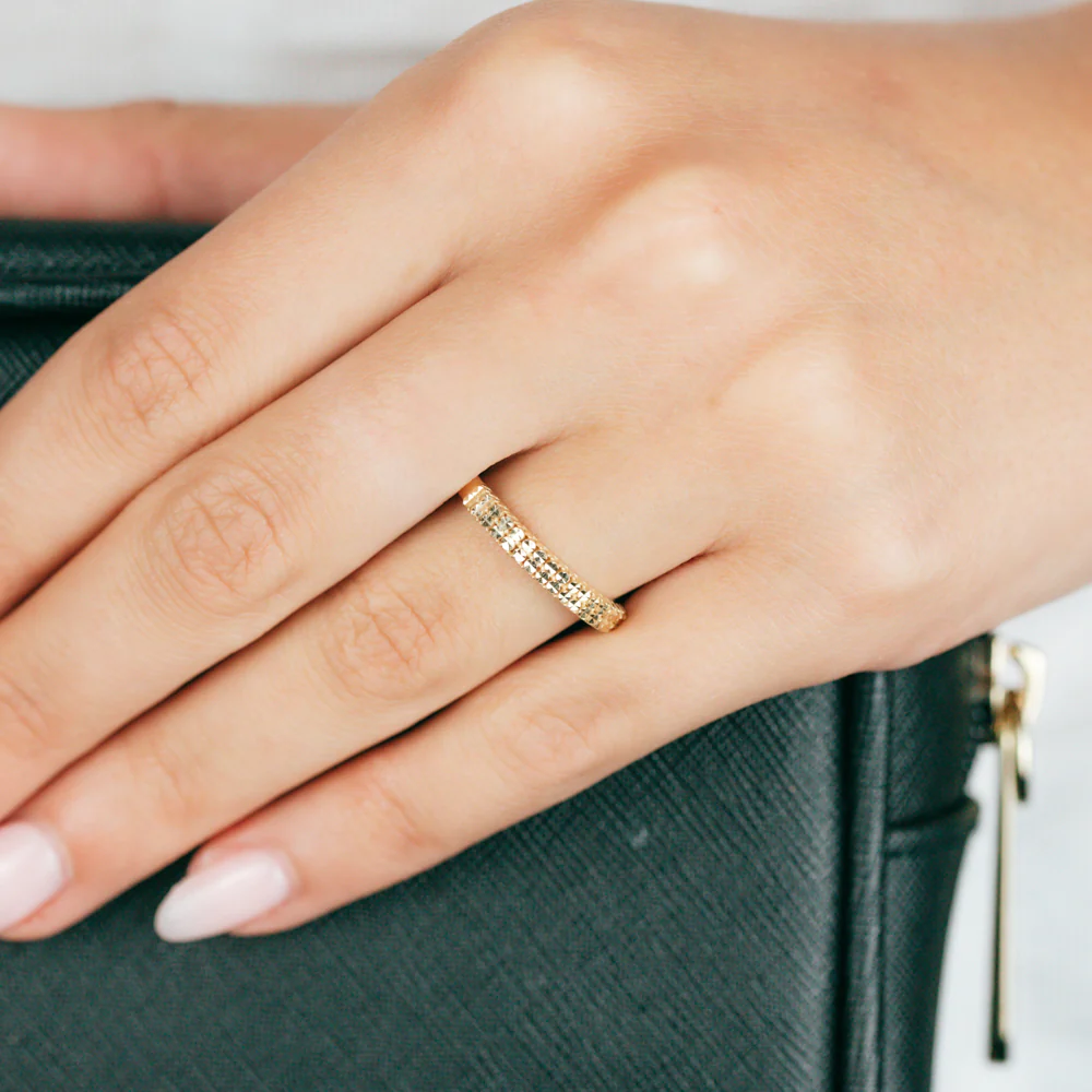 9ct Yellow Gold Ring - Image 3