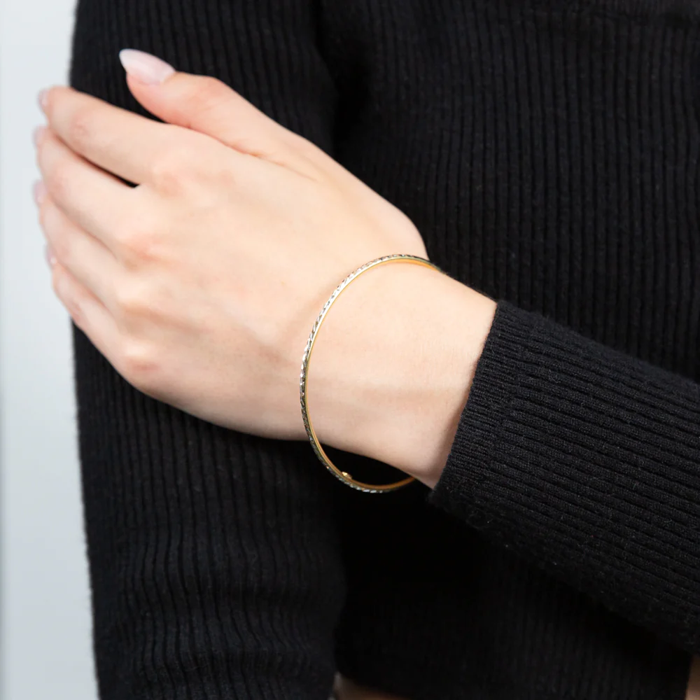 9ct Yellow Gold Silver Filled 2mm x 65mm Bangle - Image 3