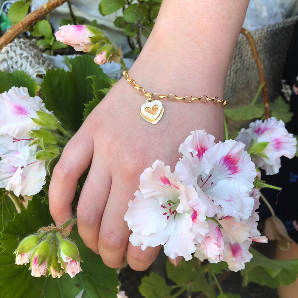 9ct Yellow Gold Silver Filled Cubic Zirconia Belcher Heart Charm 19cm Bracelet - Image 3