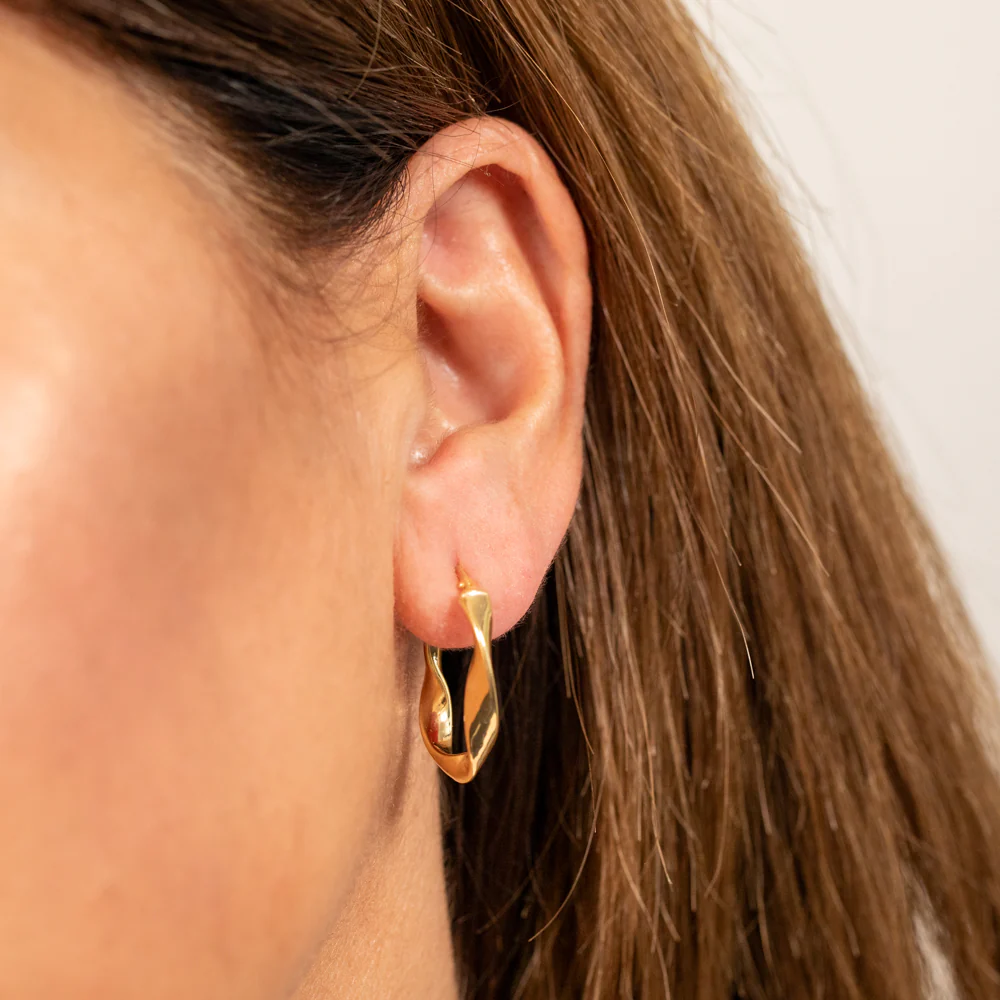 9ct Yellow Gold Silver Filled Fancy Oval Hoop Earrings - Image 3