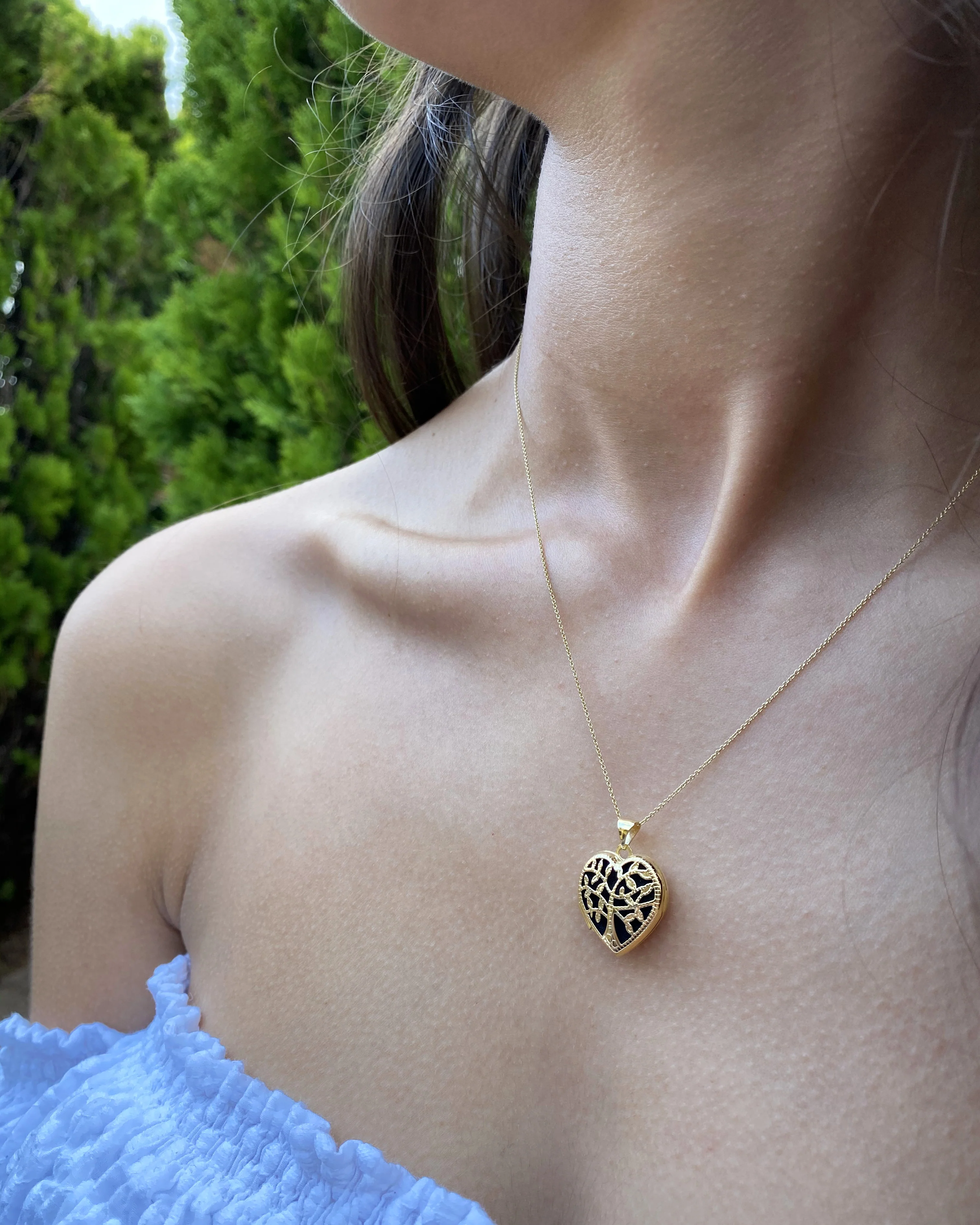 9ct Yellow Gold Silver Filled Heart Shaped filigree Tree of Life 18mm Locket Pendant - Image 4