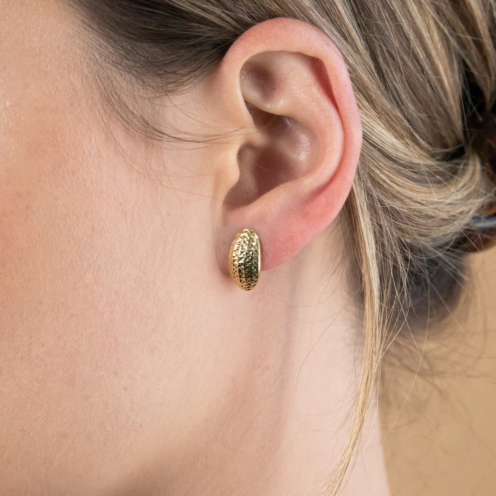 9ct Yellow Gold Silver Filled Patterned broad front Hoop Earrings - Image 2