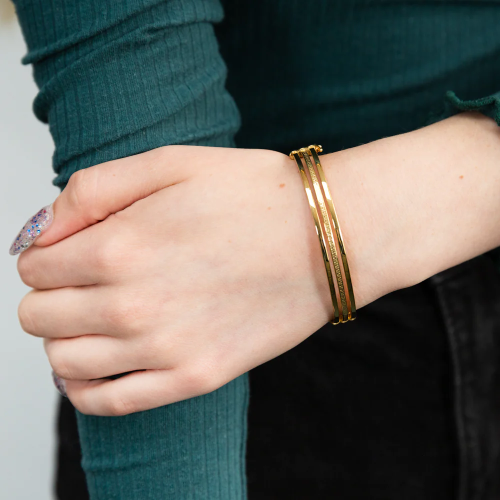 9ct Yellow Gold Silver Filled Triple Greek Key Bangle - Image 2
