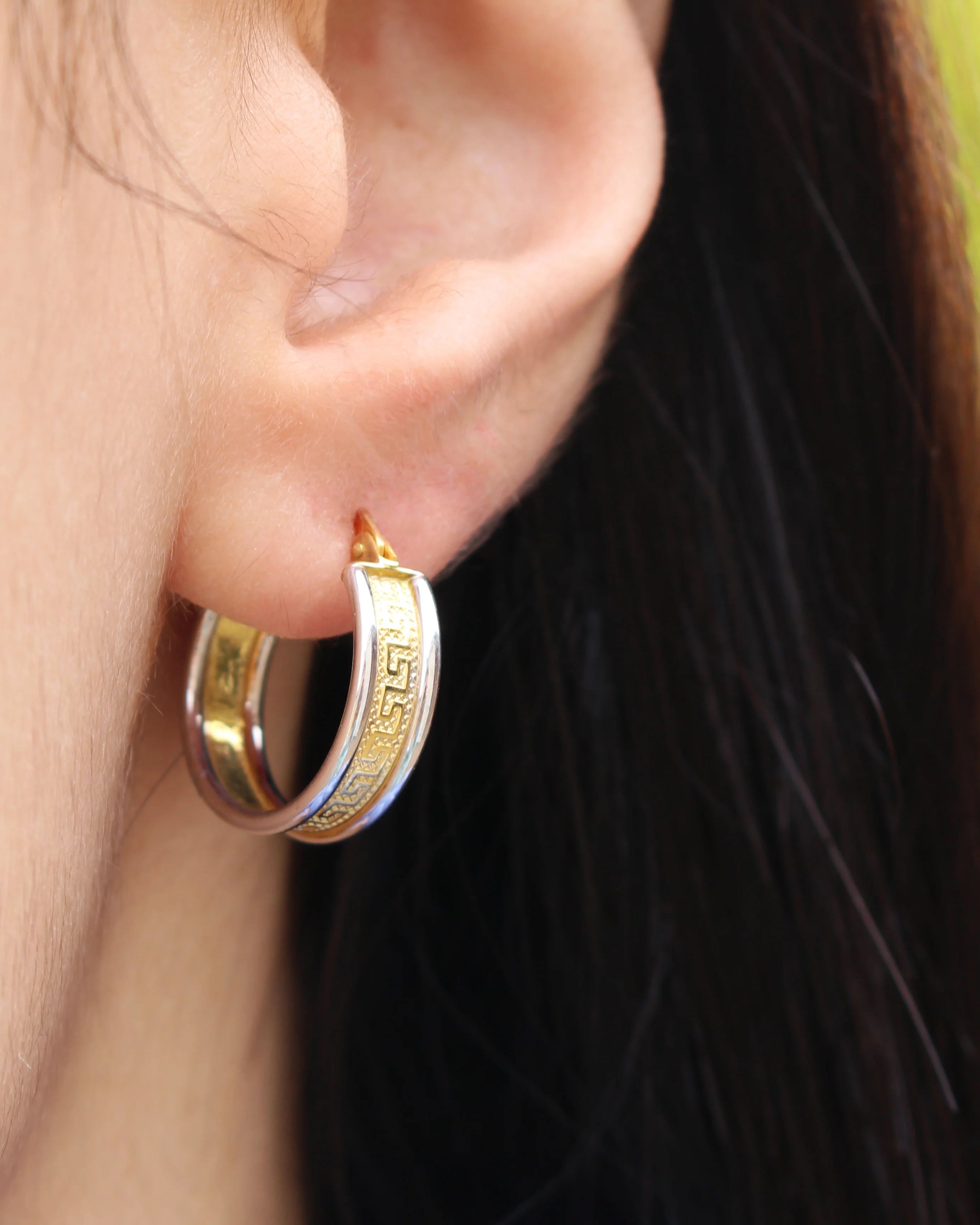 9ct Yellow Gold Silver Filled Yellow/White Hoop Earrings - Image 2