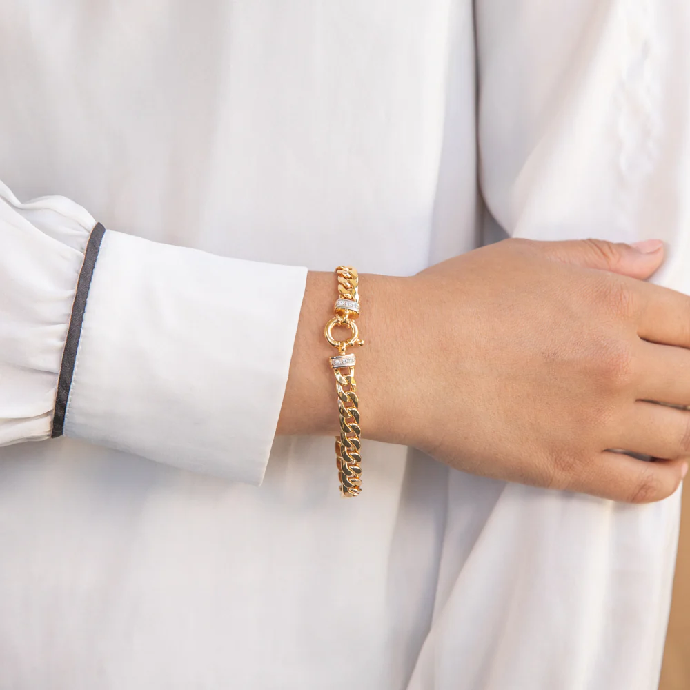 9ct Yellow Gold Silver Filled Zirconia Curb Bracelet - Image 3