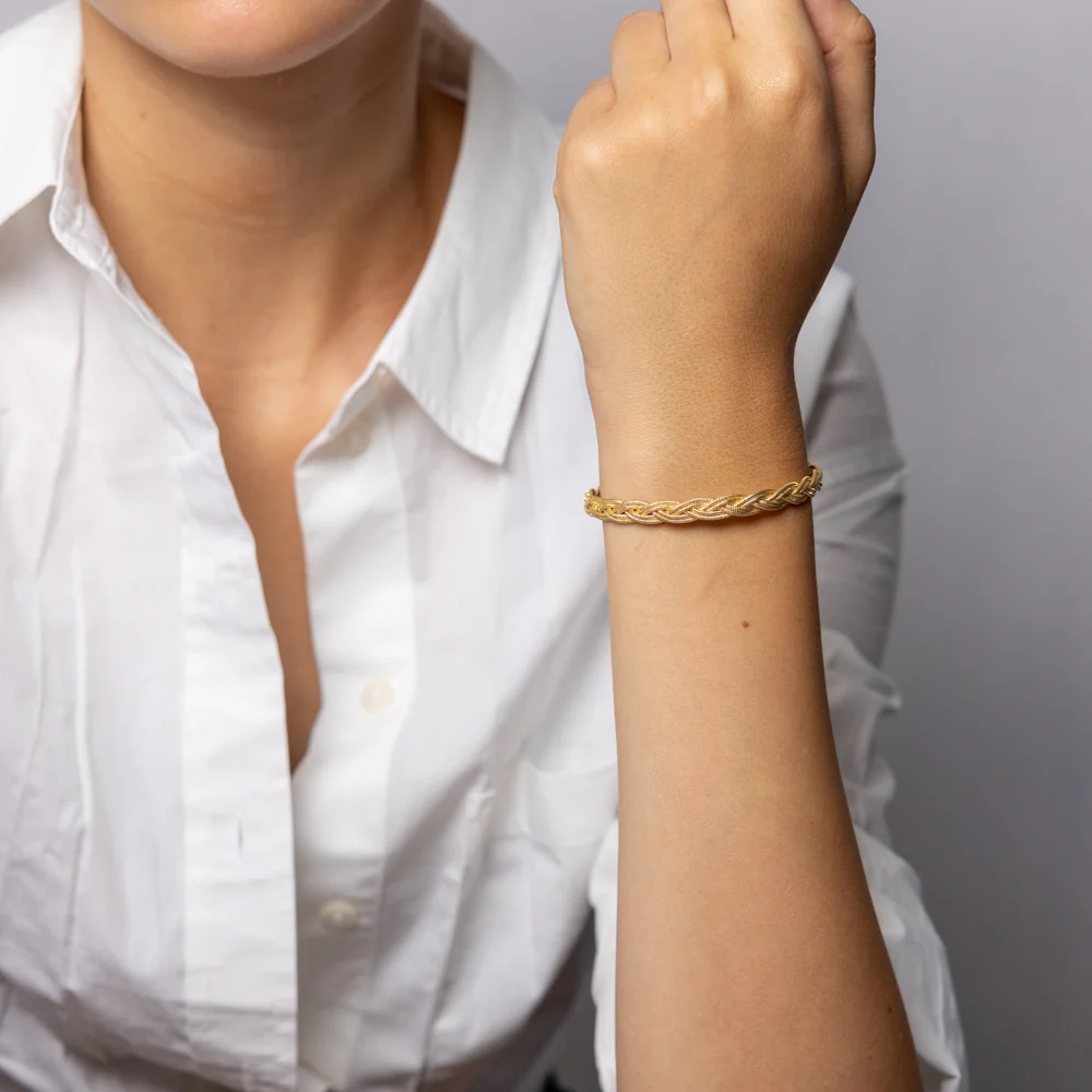 9ct Yellow Gold Silverfilled Braided Herringbone Bracelet - Image 3