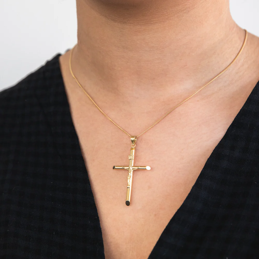 9ct Yellow Gold Silverfilled Crucifix Pendant - Image 2