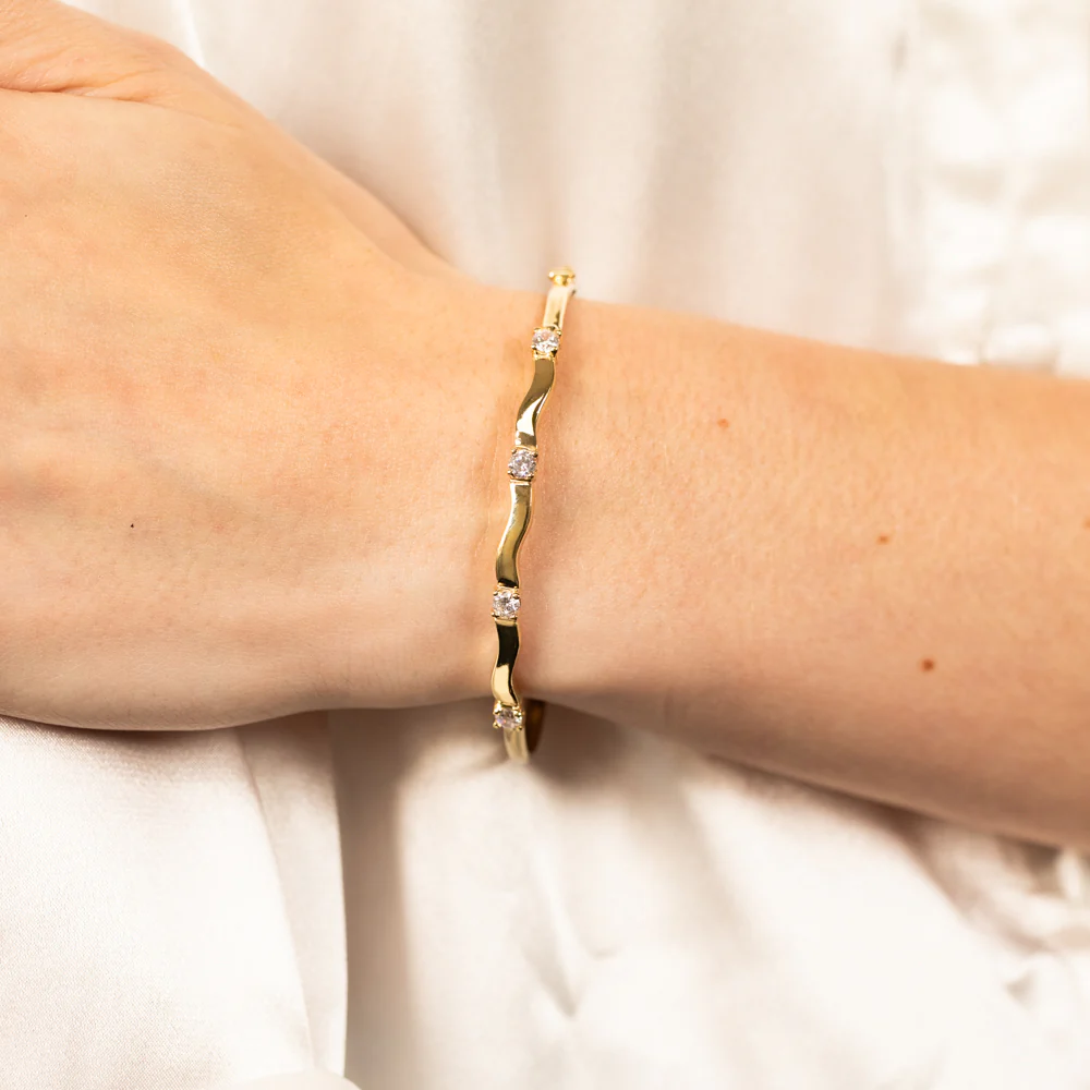 9ct Yellow Gold Silverfilled Fancy Zirconia Bangle - Image 2
