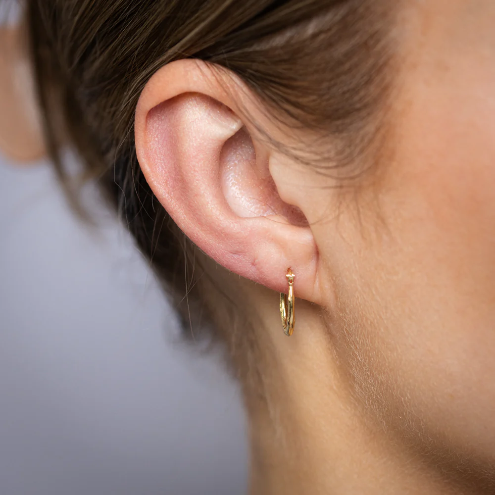 9ct Yellow Gold Silverfilled Heart Pattern Hoop Earrings - Image 2
