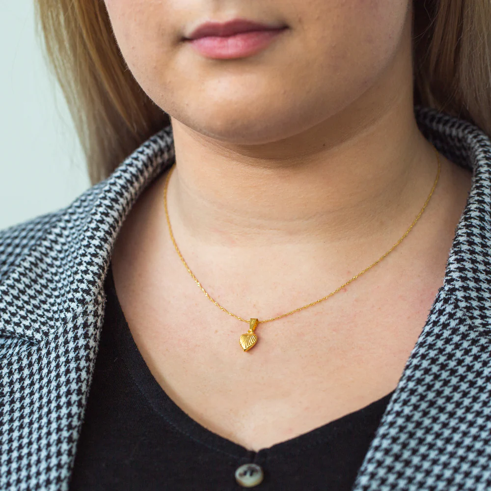9ct Yellow Gold  Silverfilled Heart Pendant on Chain 45cm - Image 2