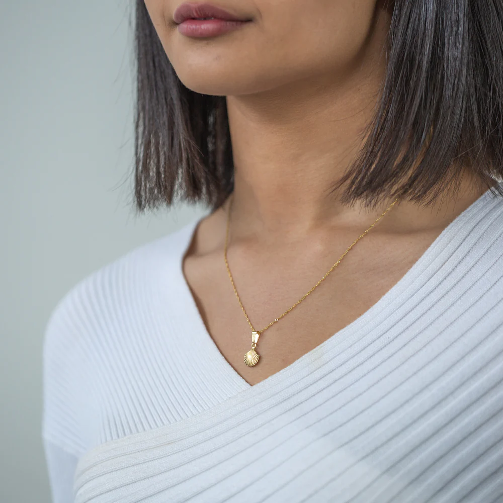 9ct Yellow Gold Silverfilled Shell Pendant with 20 gauge 45cm Chain - Image 2