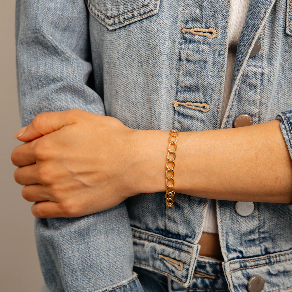 9ct Yellow Gold Silverfilled Wide Curb 19cm Bracelet - Image 4