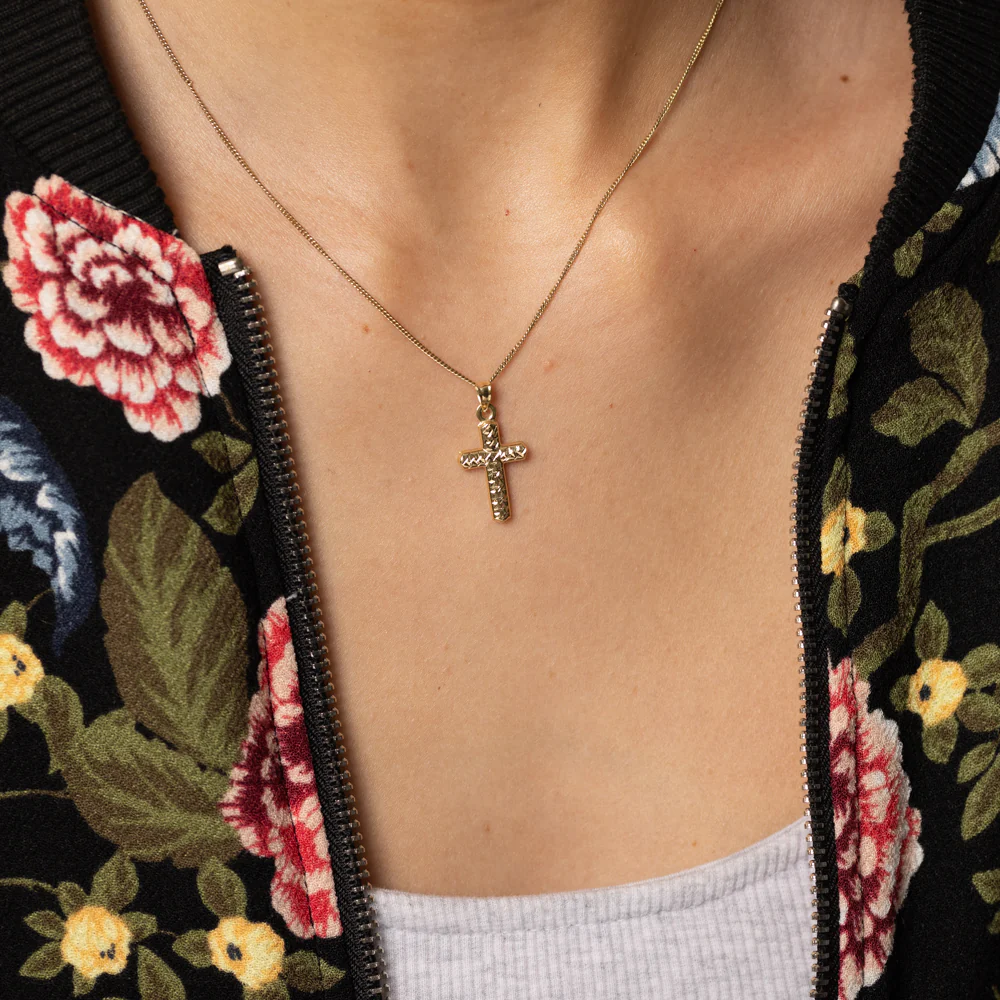 9ct Yellow Gold Textured Cross Pendant - Image 2