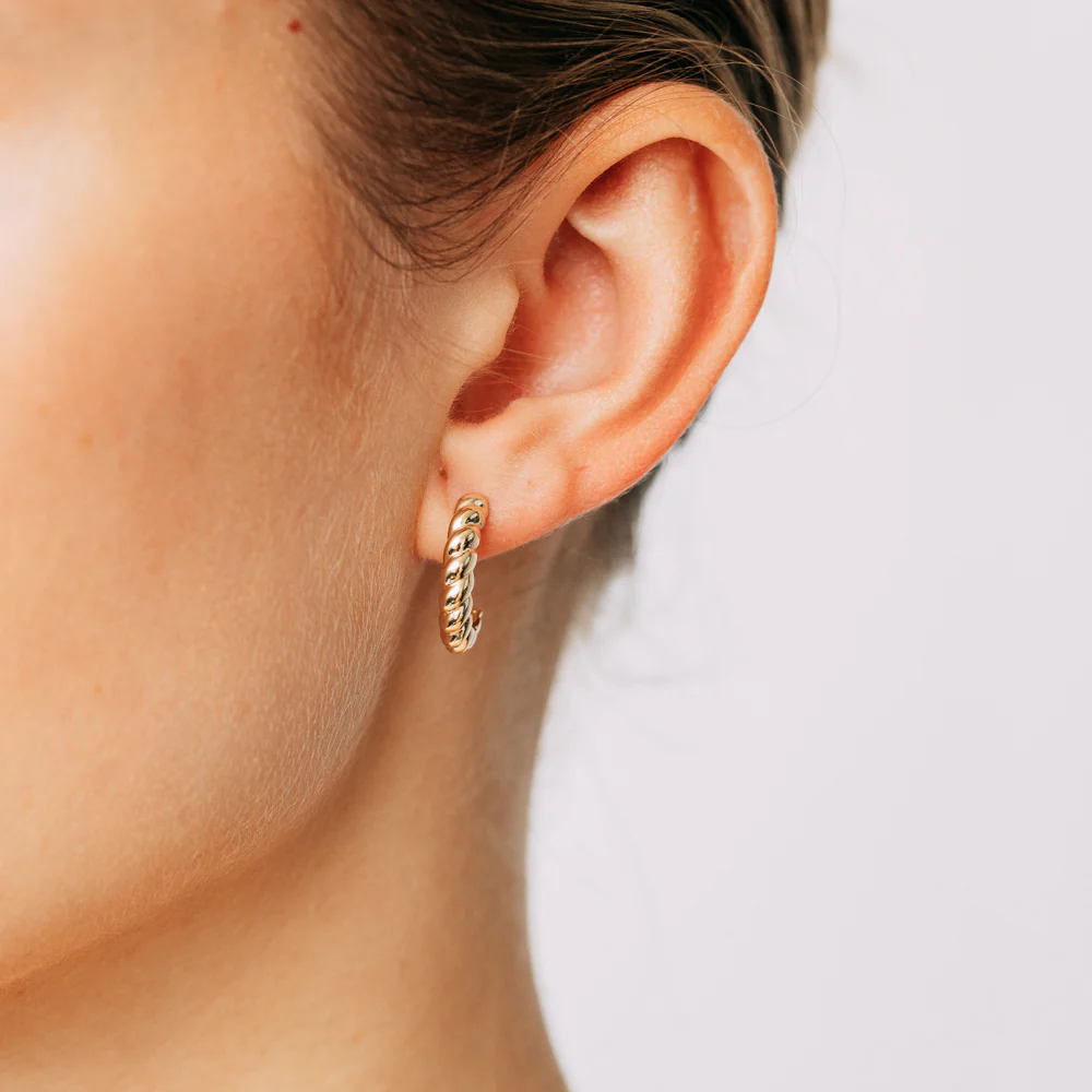 9ct Yellow Gold Thin Croissant 3/4 Hoop Earrings - Image 2
