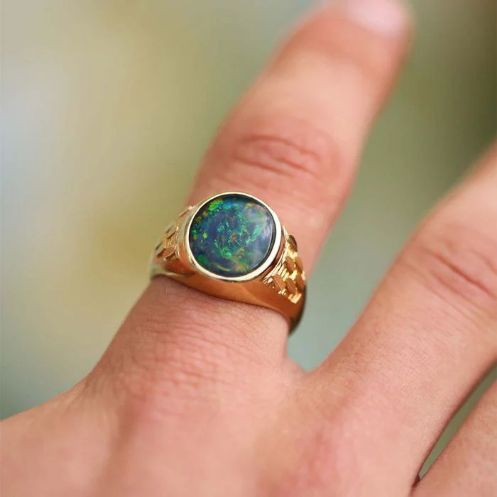9ct Yellow Gold Triplet Opal Gents Ring - Image 3