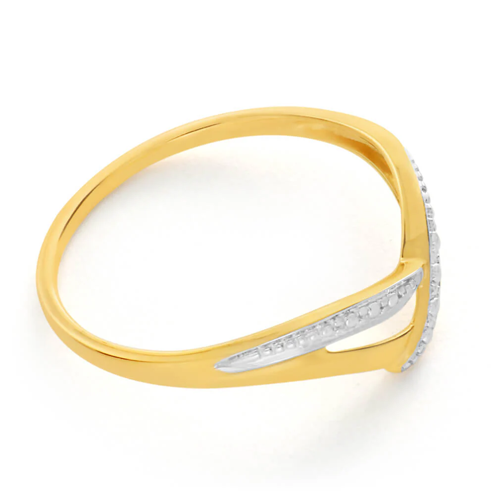 9ct Yellow Gold V Illusion Setting Ring - Image 2