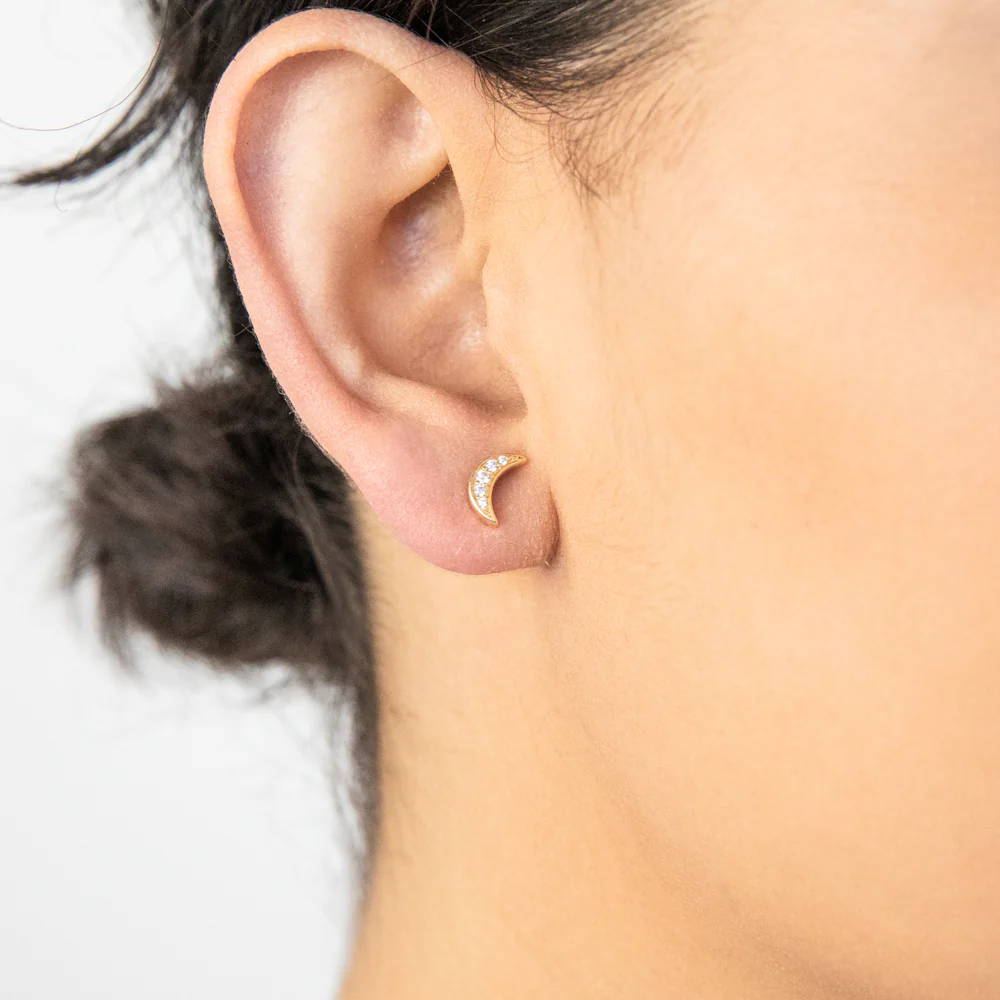 9ct Yellow Gold Zirconia Moon and Star Studs - Image 2