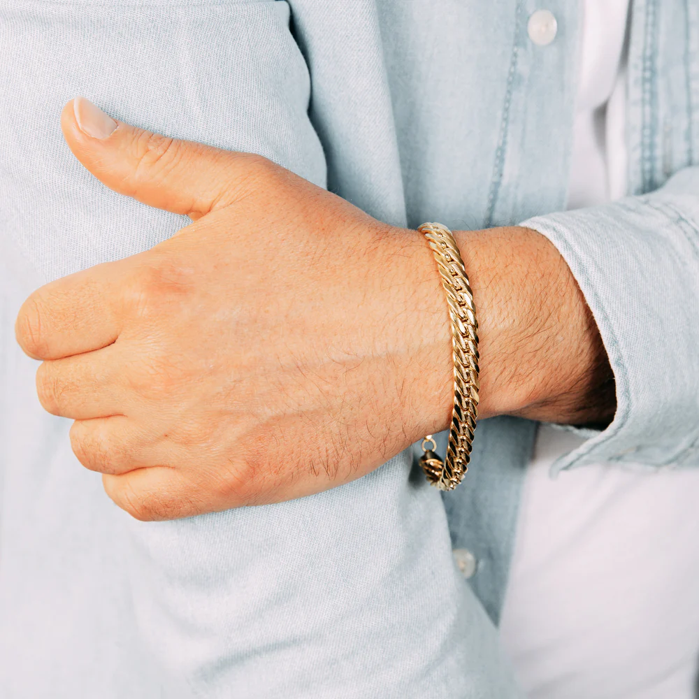 9ct Yellow Textured Herringbone Hollow Chain 21cm Bracelet - Image 3