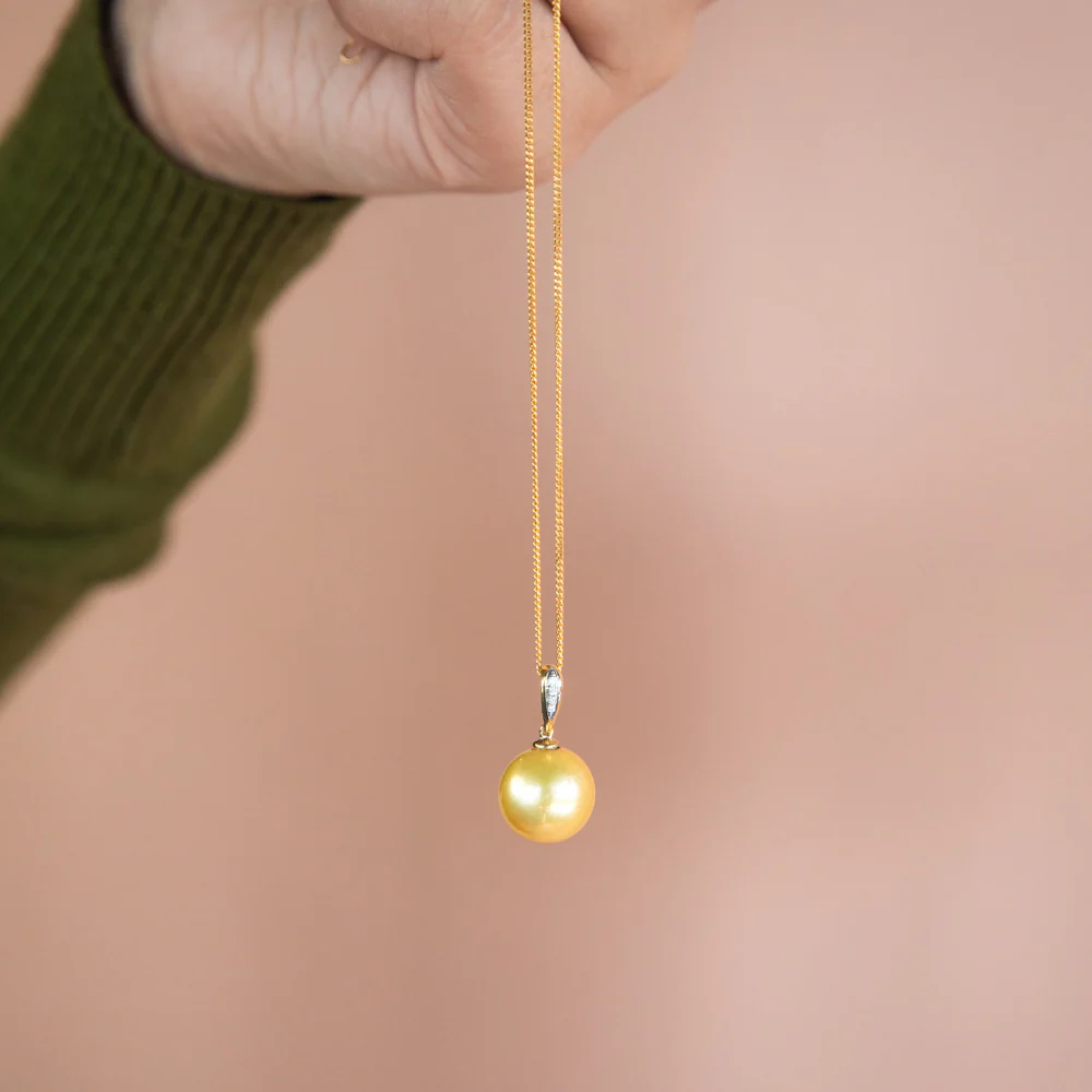 Bella' 9ct Yellow Gold Golden South Sea Pearl Pendant With 45cm Chain - Image 2
