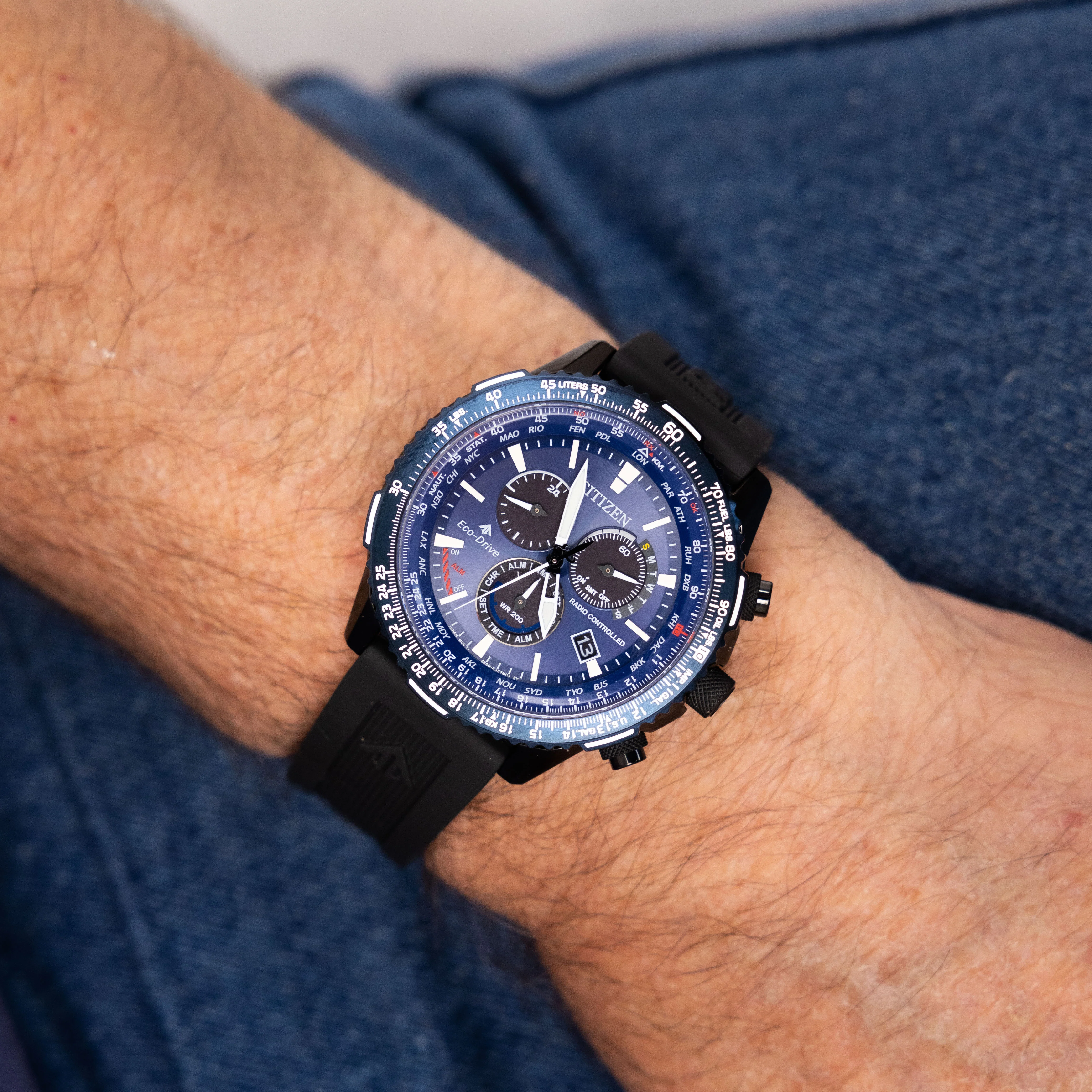 Citizen Eco-Drive CB5006-02L Promaster Sky - Image 11