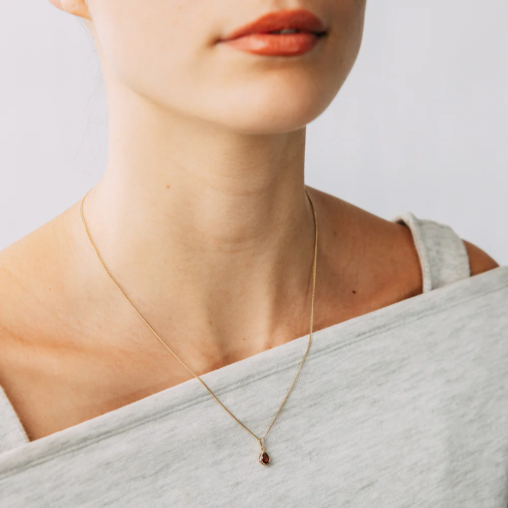 Created Red Garnet and Diamond Pendant in 9ct Yellow Gold - Image 3