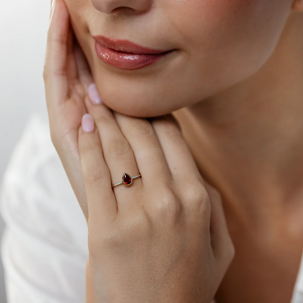 Created Ruby and Diamond Ring in 9ct Yellow Gold - Image 4