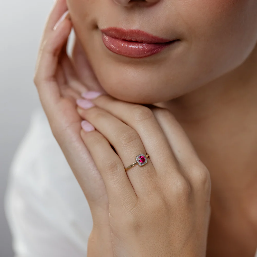 Created Ruby and Diamond Ring in 9ct Yellow Gold - Image 4