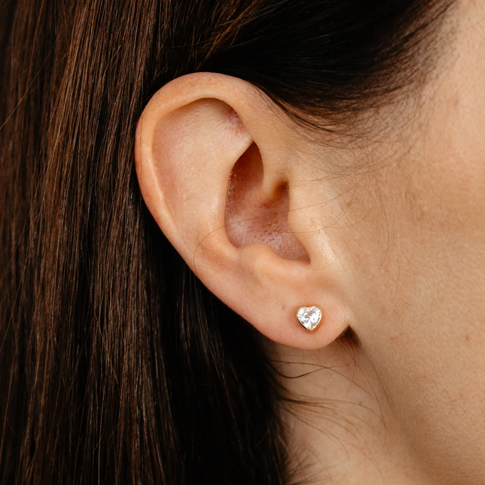 Cubic Zirconia 5mm Heart Shaped Stud Earrings in 9ct Yellow Gold - Image 2